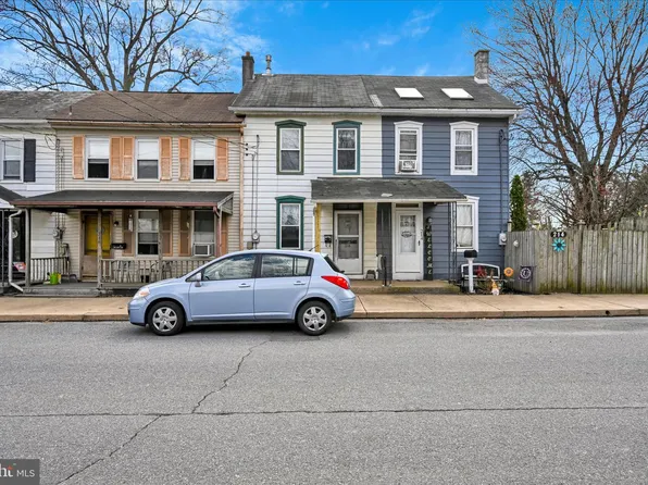 216 E Donegal St, Mount Joy, PA 17552