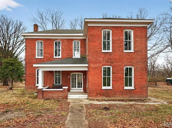 3270 Linwood Ln, Belleville, IL 62221