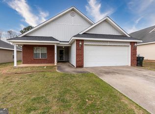 334 Hidden Creek Cir, Warner Robins, GA 31088