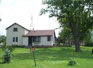 2132 N Henke Rd, Janesville, WI 53546