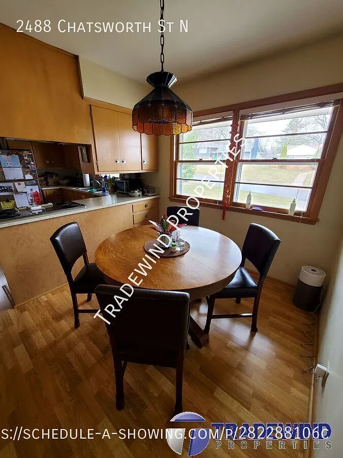 Great 3 bed 2 bath Home — Photo 3