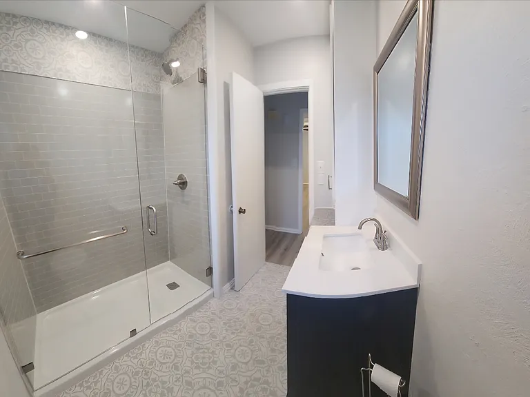 8004 Lifford St #B — Photo 9