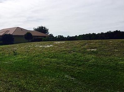 3rd image of 1280 SW Squire Johns Ln