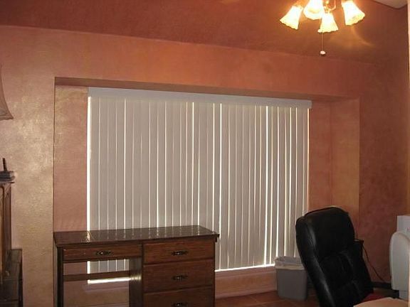 4th image of 140 Westline Ct