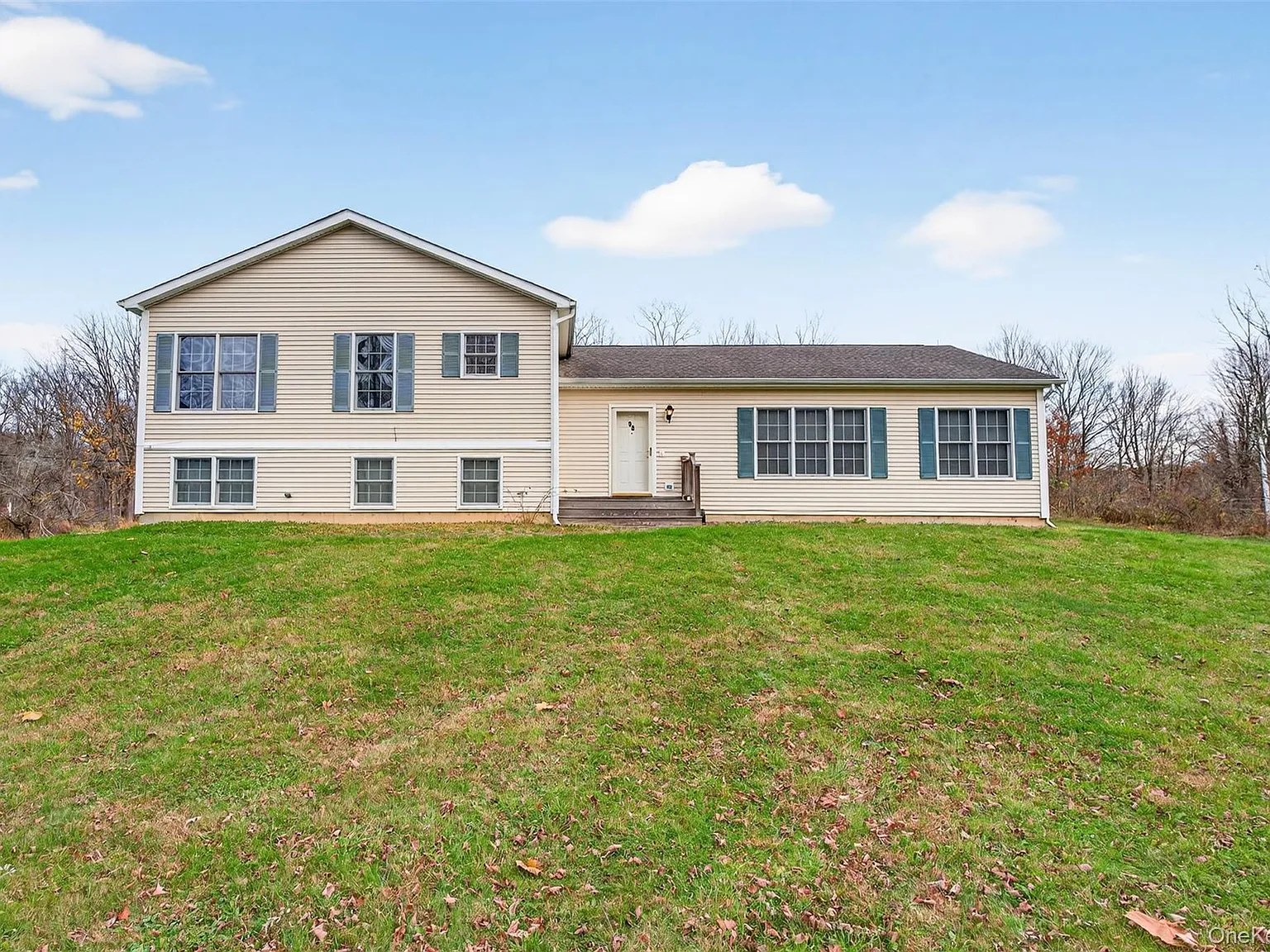 3 bed, 2.5 bath, 2856 sqft, $3,500 — Photo 4