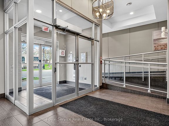4th image of 148 3rd St #206