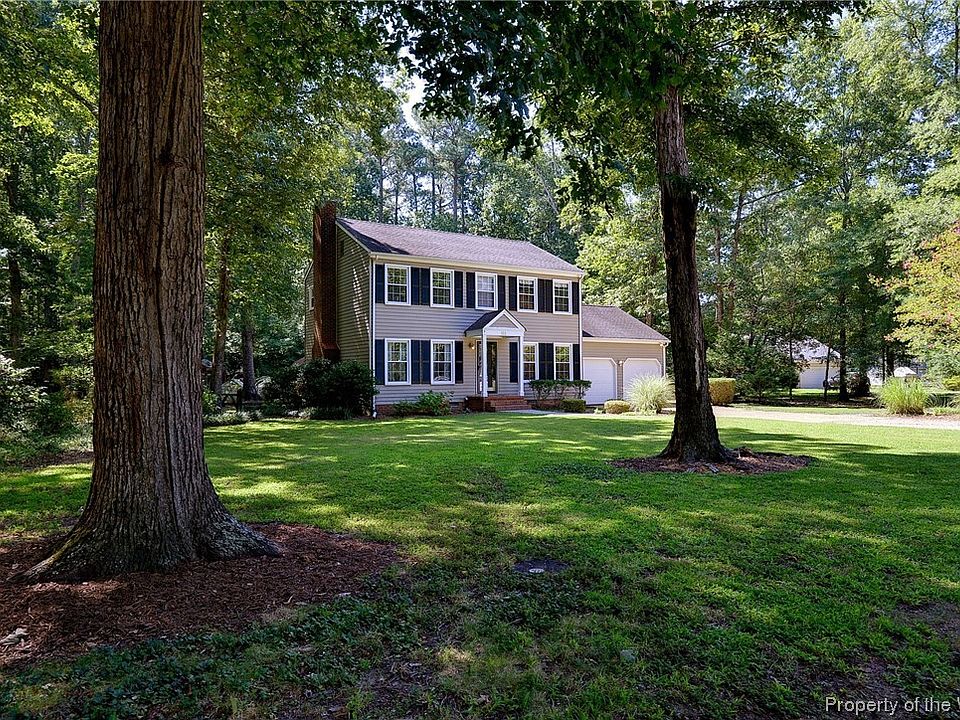 1st image of 111 Sabre Dr