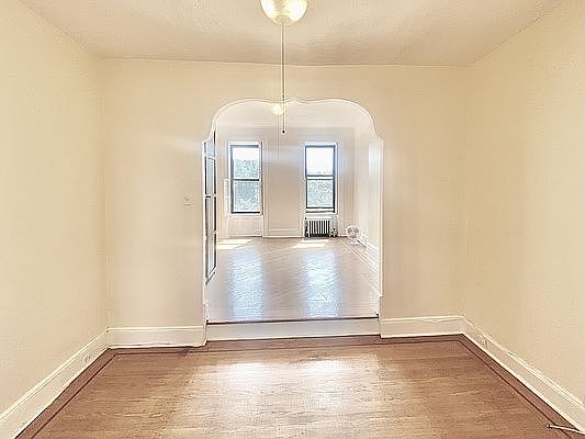 4th image of 227 17th St #3A