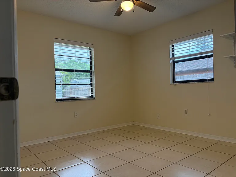 834 Croton Rd — Photo 15