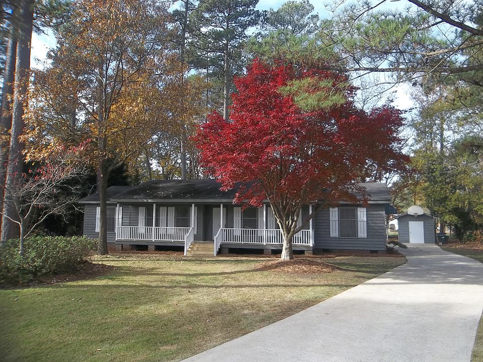 2nd image of 716 Dana Ln
