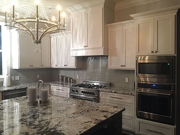 5th image of 2100 Trianon Ct