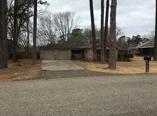 2303 Fort Dr, Longview, TX 75604