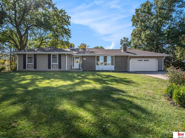 12103 Jackson St, Omaha, NE 68154