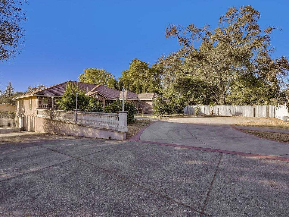 1st image of 6849 Larkspur Ave