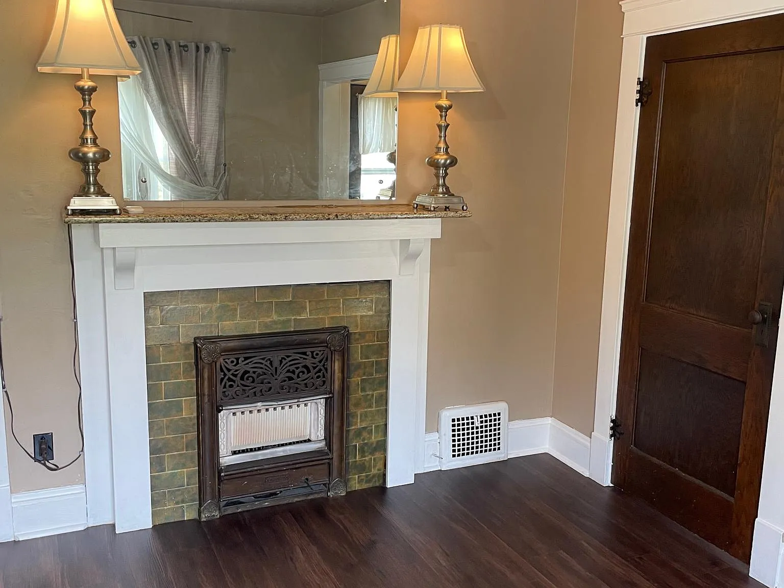 2 bed, 1350 sqft, $1,800 — Photo 3