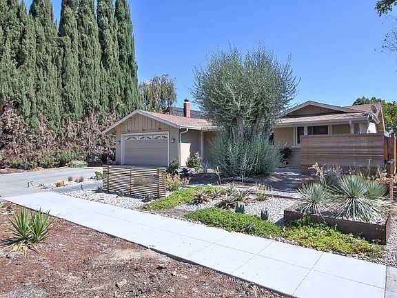 2nd image of 6120 Del Robles Ct