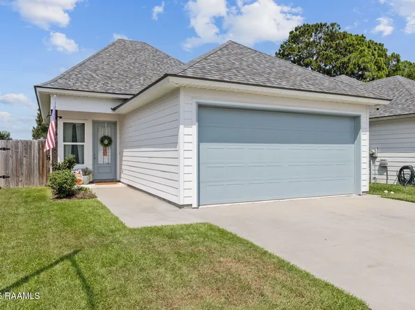 105 Alpine Dr, Lafayette, LA 70506