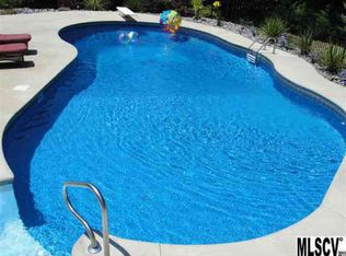 4172 Tuscany Ct, Hickory, NC 28602