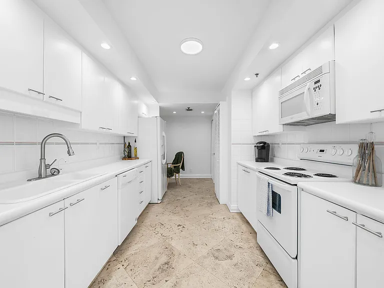 2917 S Ocean Blvd #304 — Photo 10