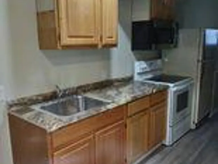 306 W Aluminum St — Photo 6