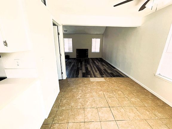 4th image of 627 Lassen Way