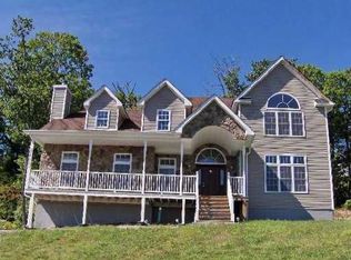 119 Brigadoon Blvd, Highland Mills, NY 10930