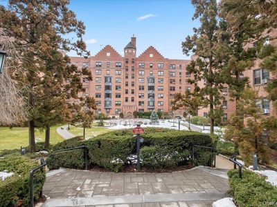 190 Garth Road #3R, Scarsdale, NY, 10583