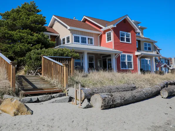 16 Heron Rd, Port Ludlow, WA 98365
