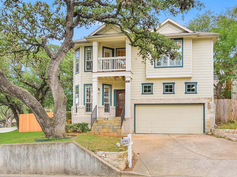 1st image of 601 Twelve Oaks Ln