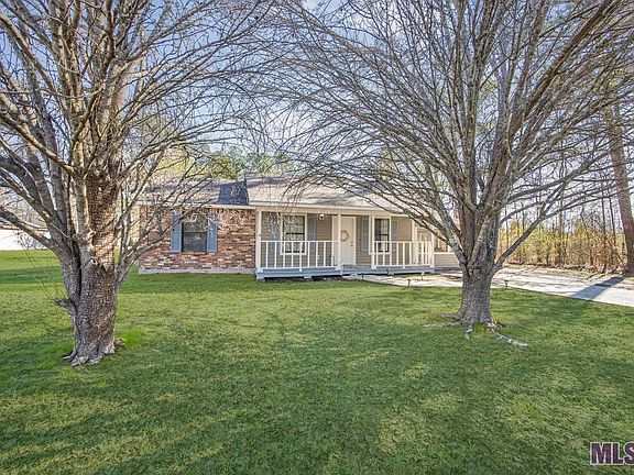 2nd image of 36790 Nicholas Dr