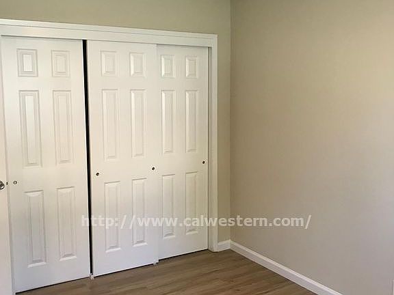 4th image of 4220 Payne Ave APT 1