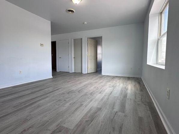 2405 Harlem Rd APT 4