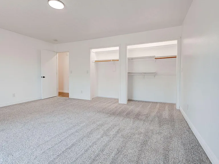 508 E Mission Dr — Photo 36