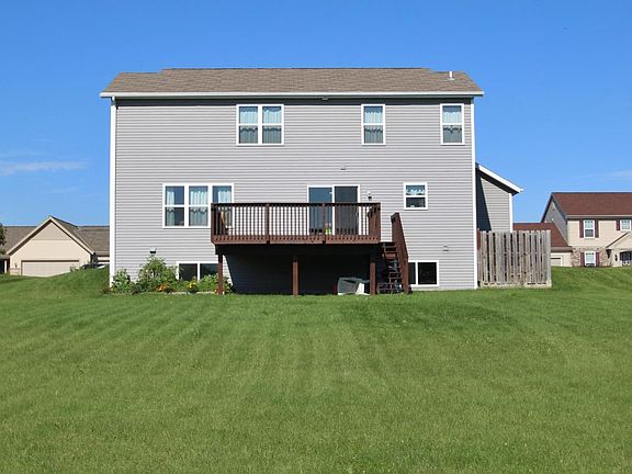 3rd image of N8090 Woody Ln