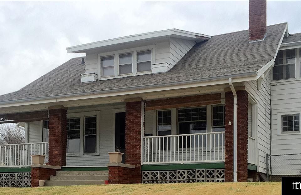 1st image of 3051 S 32nd Ave