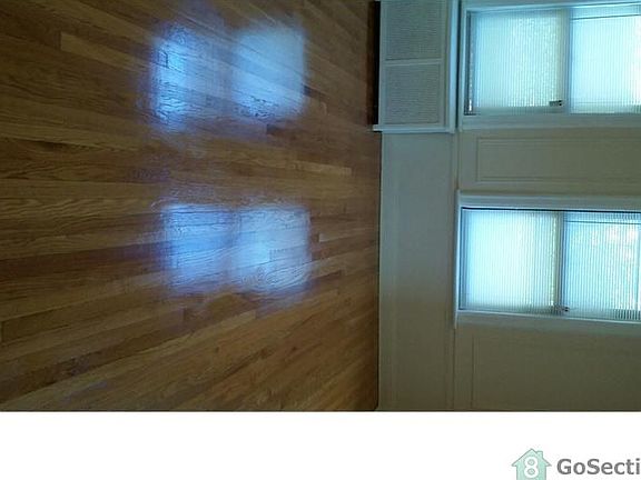 5th image of 7356 S South Shore Dr