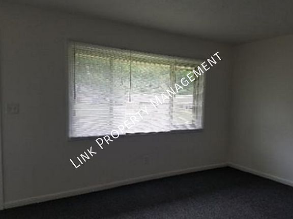 3rd image of 4702B Murray Lake Ln