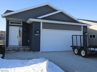 4457 19th St S, Moorhead, MN 56560