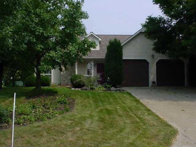 1st image of 9119 N Hardwood Ct