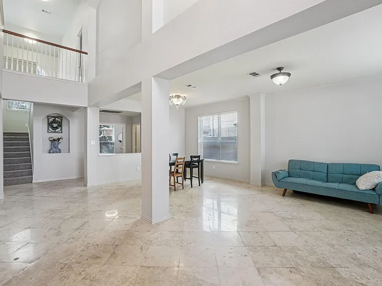 5825 Shetland Cir — Photo 9