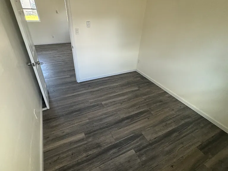 27 Hillside Ave #8 — Photo 11