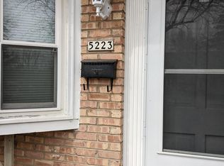 5223 N Mohawk Ave, Milwaukee, WI 53217