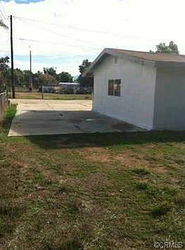 3rd image of 24276 Fir Ave