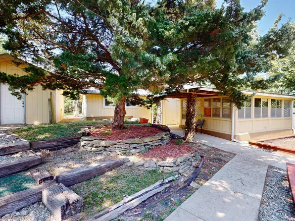 11973 SW 77th St, Auburn, KS 66402