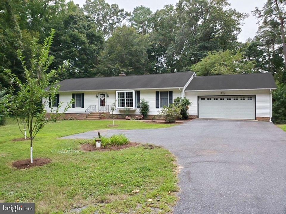 1st image of 29223 Woodridge Dr