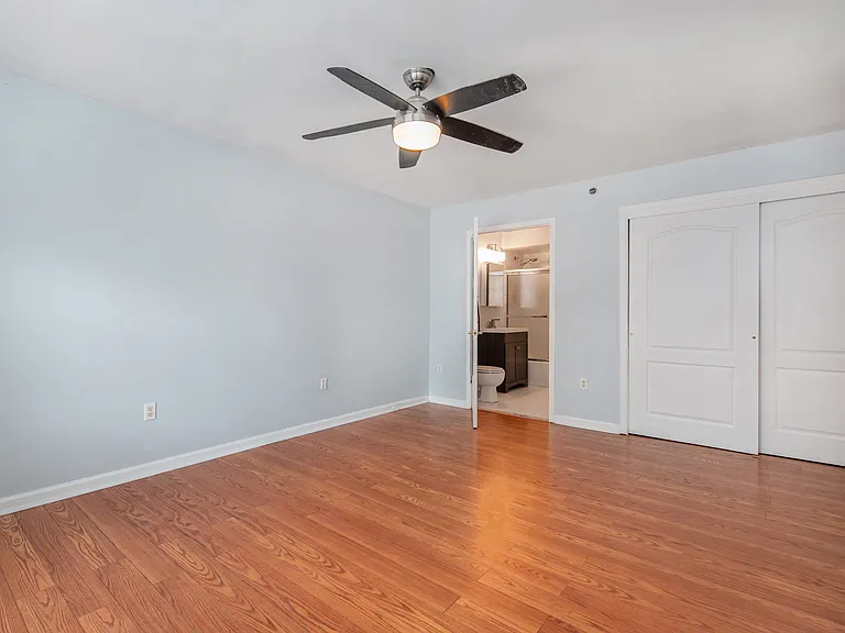 901 Stuyvesant Ave #101 — Photo 13
