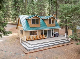 7136 E Hyatt Lake Rd, Ashland, OR 97520