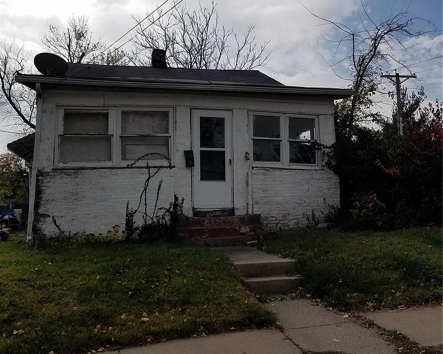 1st image of 226 New York St