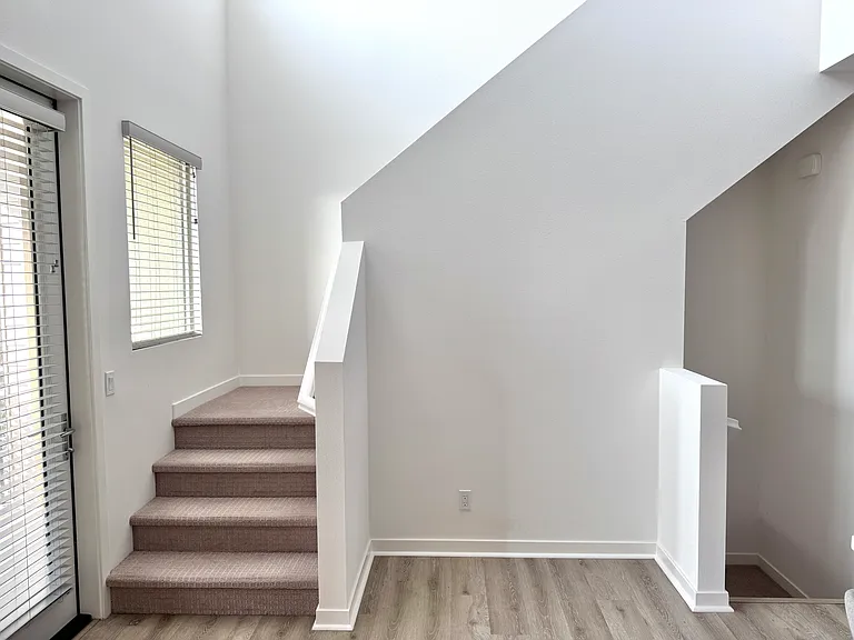 9680 Aire Pl — Photo 14