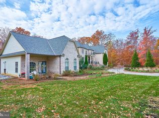 12815 Braddock Rd, Clifton, VA 20124